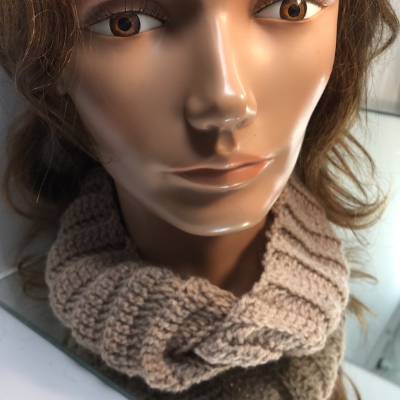 Ear warmer / neck warmer hand crochet by me - Picture 4 of 5